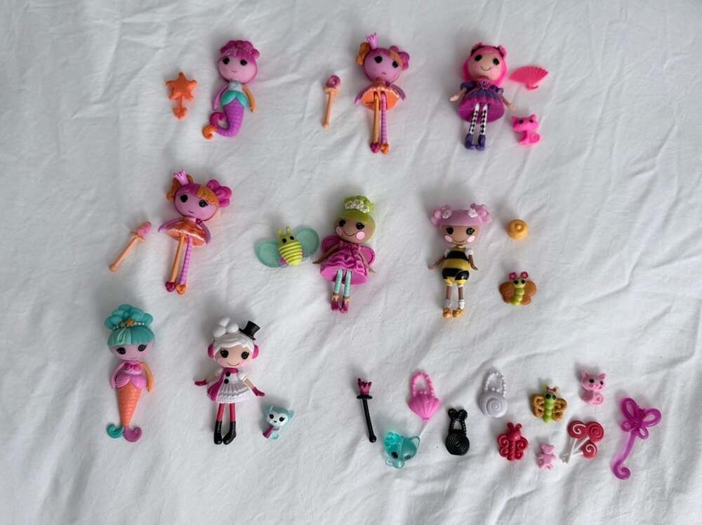 Lalaloopsy Mini Lot Of 8 Dolls And Accessories